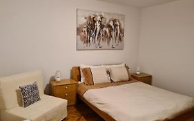 Dolores Apartment